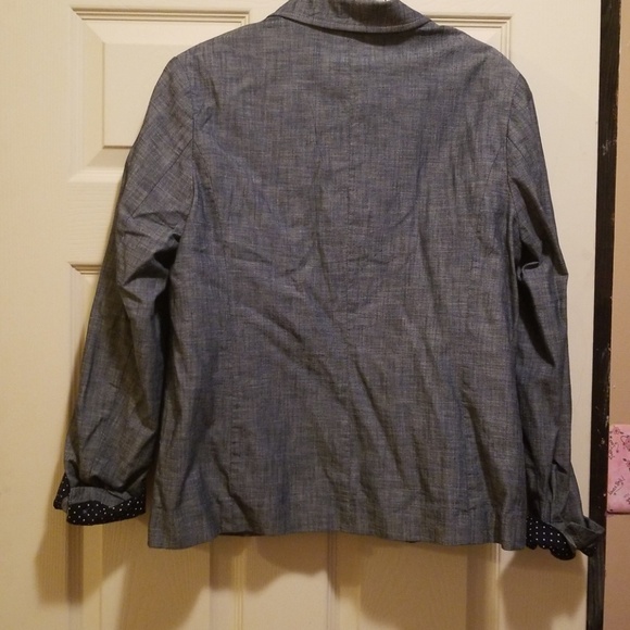 Blazer - Picture 2 of 2